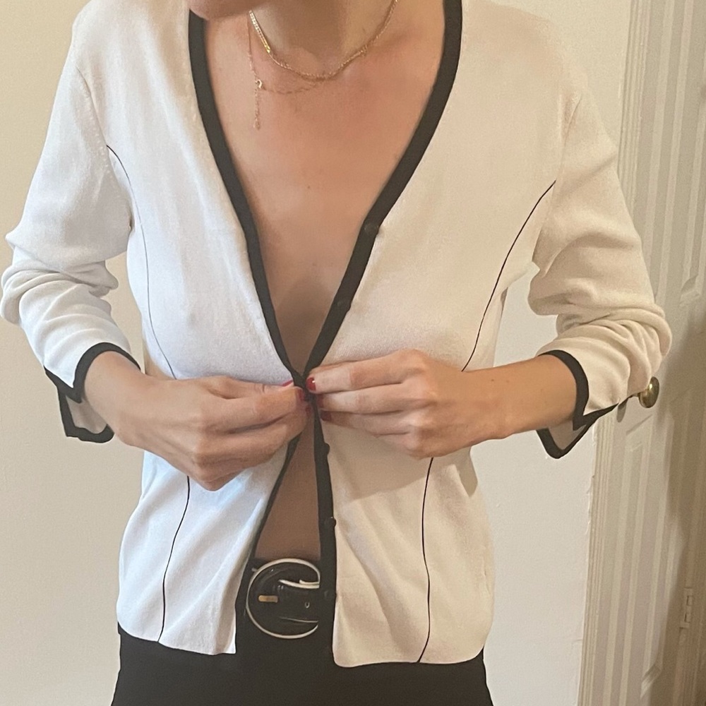 Vintage Shego’s White + Black Trim 3/4 Sleeve V Neck Cardigan Sweater Fit S M L - Picture 12 of 16